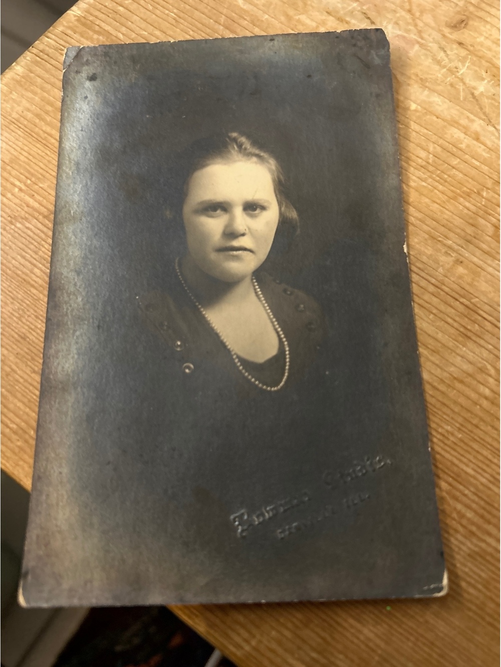 Vintage photo/postcard of a woman